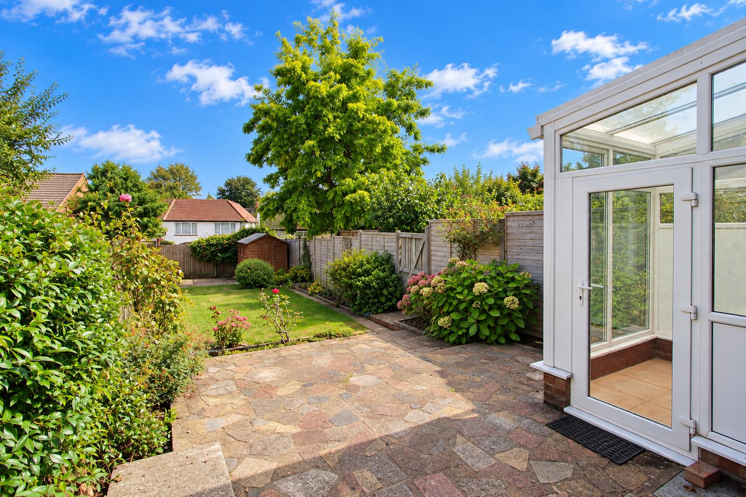3 bed property in Milton Road, Wallington